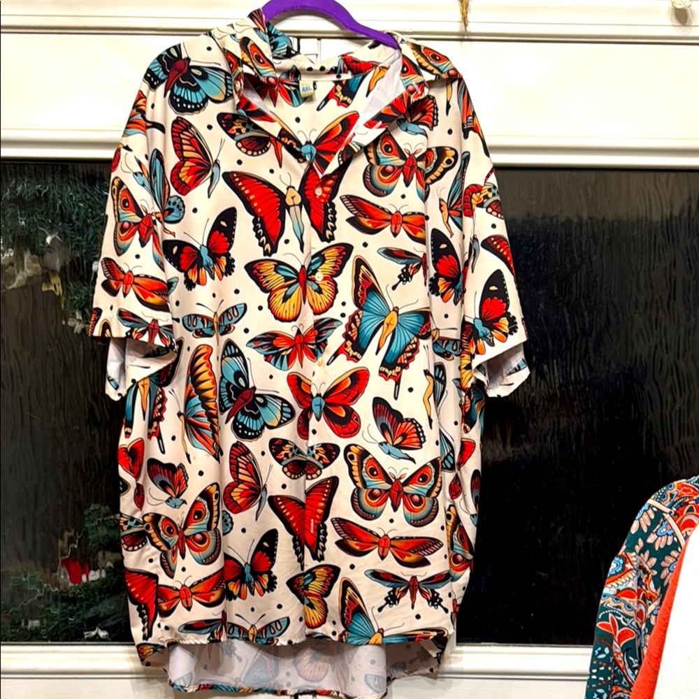 Butterfly Print Button-Up Shirt